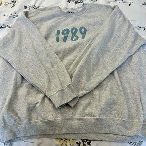 Taylor Swift Spotify Fans First Heather Gray 1989 (Taylor's Version Crewneck 4XL